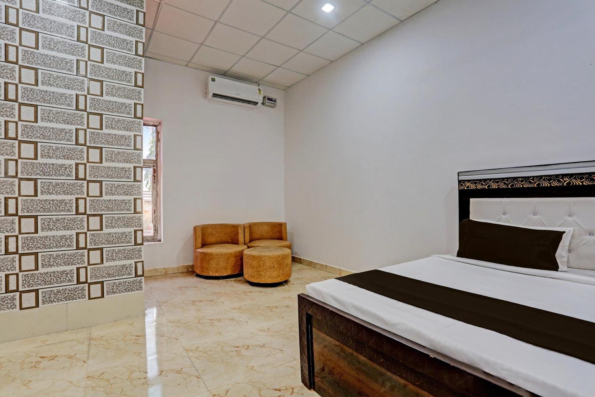 Hotel O Murliwala Wedding Palace And Resort Samalkha Esterno foto